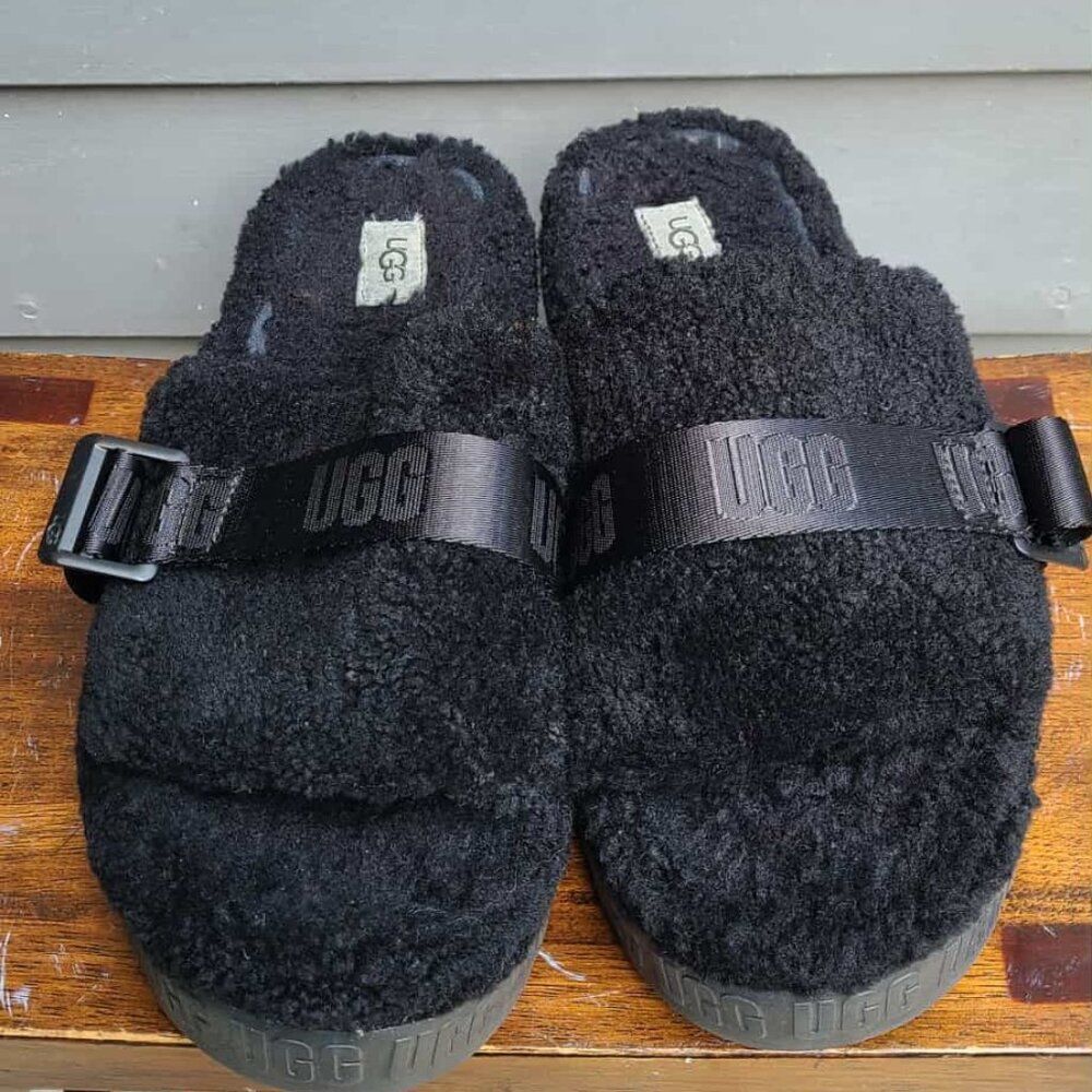 UGG Black Fluffita Slide Shearling Platforms size 9
